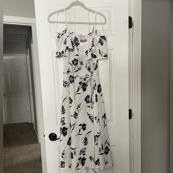 FAVLUX Dresses & Skirts - Favlux Large Off Shoulder Midi Dress